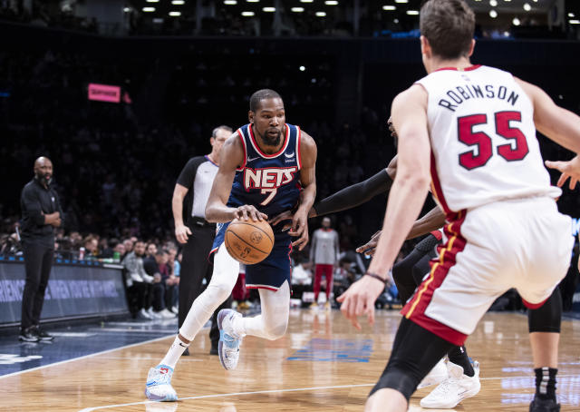 Los Brooklyn Nets ya luchan por competir por un trofeo de campeonato